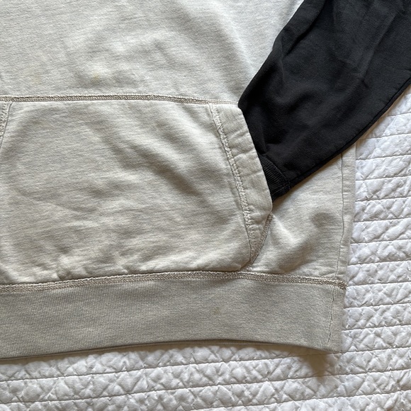 AMERICAN EAGLE VINTAGE Hoodie. Black & light gray. Men’s size SMALL. POCKET. - Picture 4 of 10